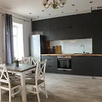 Plac Piastowski 1 Apartament Jelenia Góra