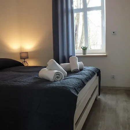 Plac Piastowski 1 Jelenia Góra