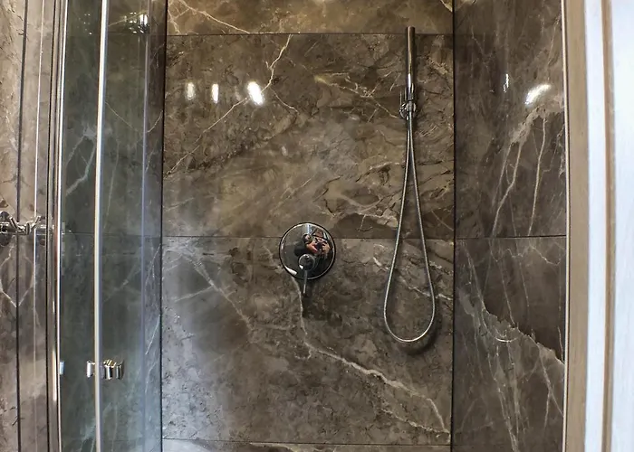 Plac Piastowski 1 Jelenia Gora